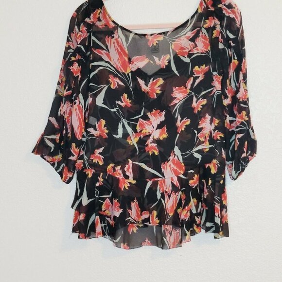 Diane von Furstenberg Benedetta Tulip Silk Chiffon Blouse Size 2 - Picture 3 of 8